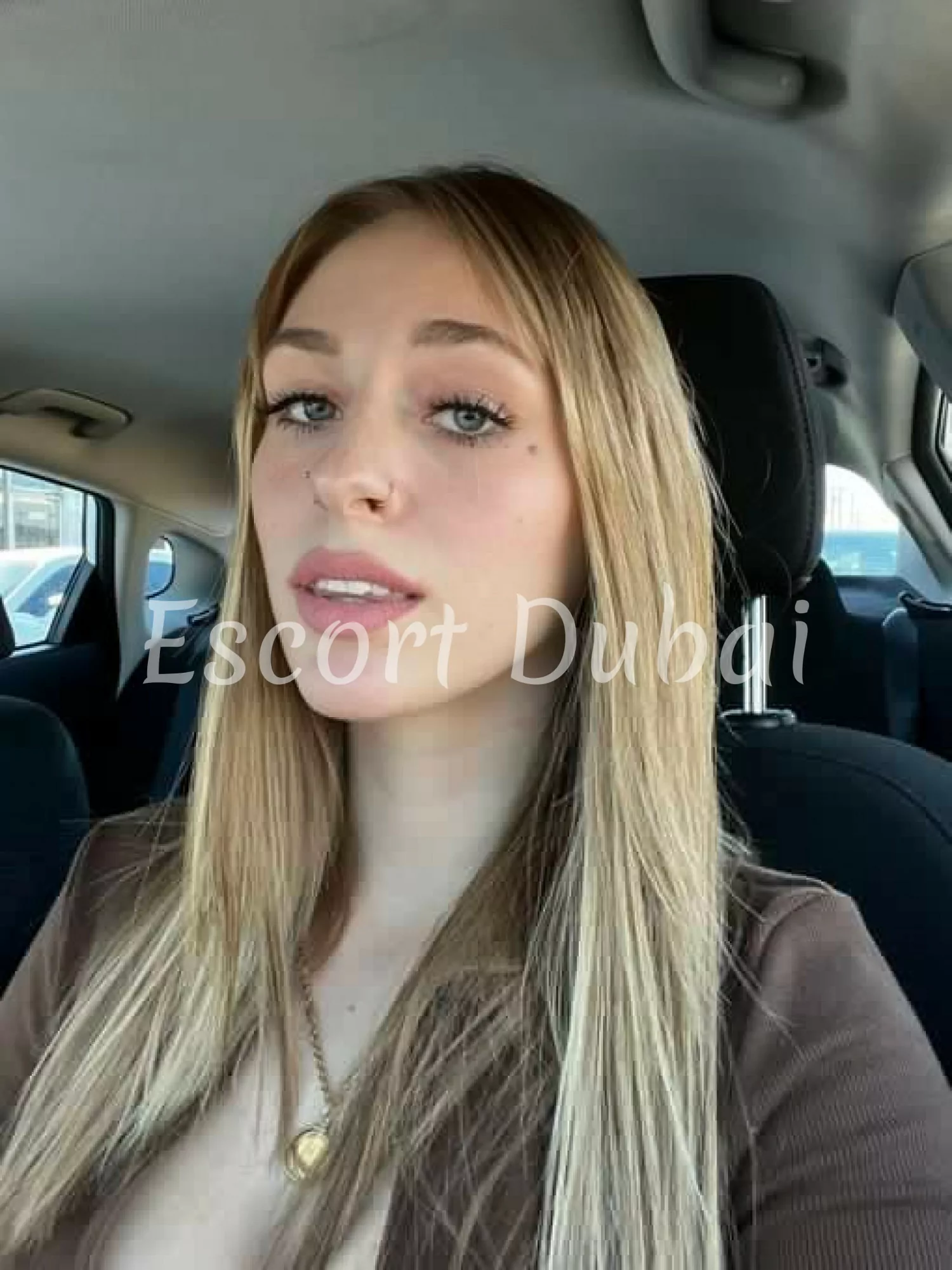 Angela, 26 years, 176 cm