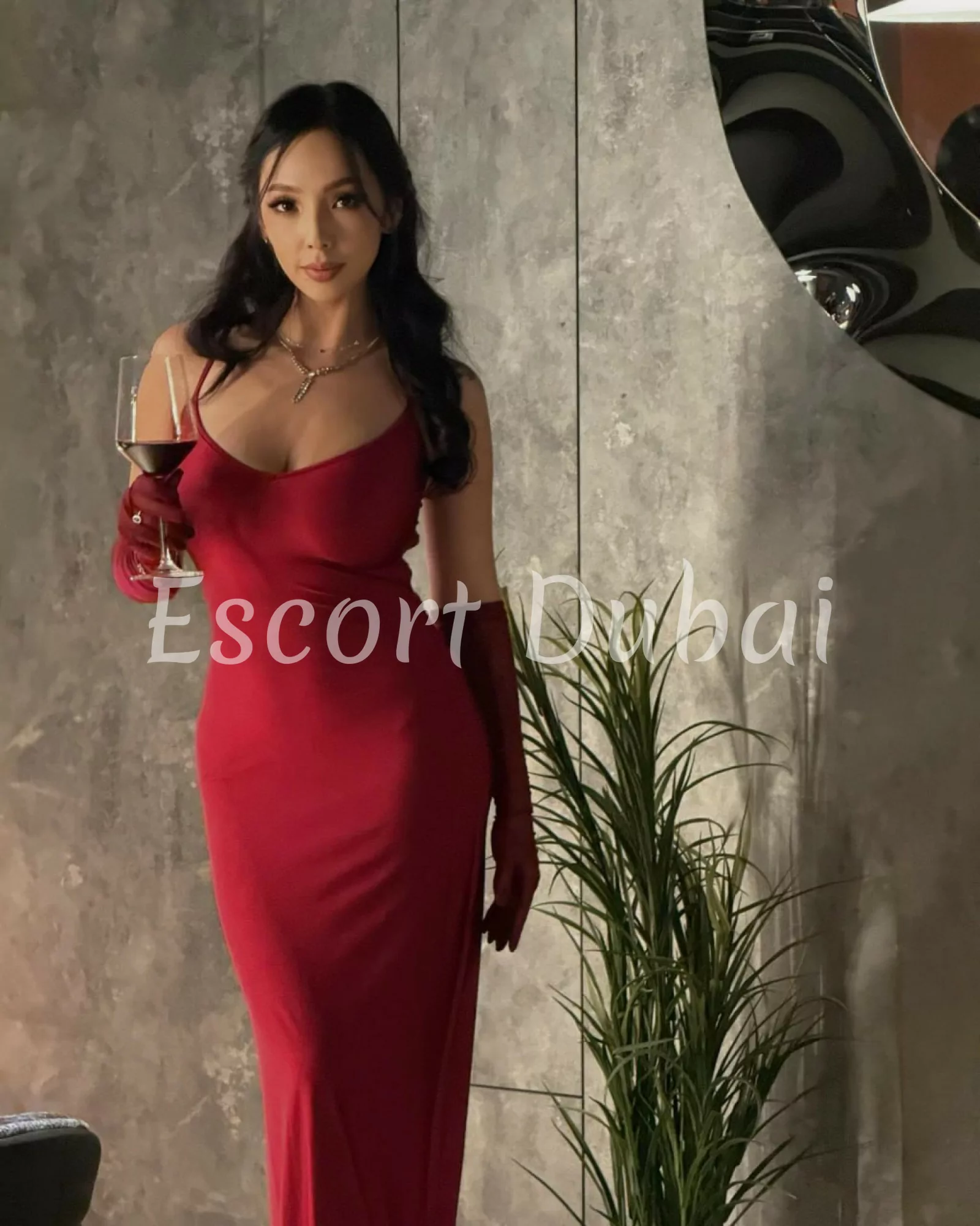Demi, 33 years, 169 cm
