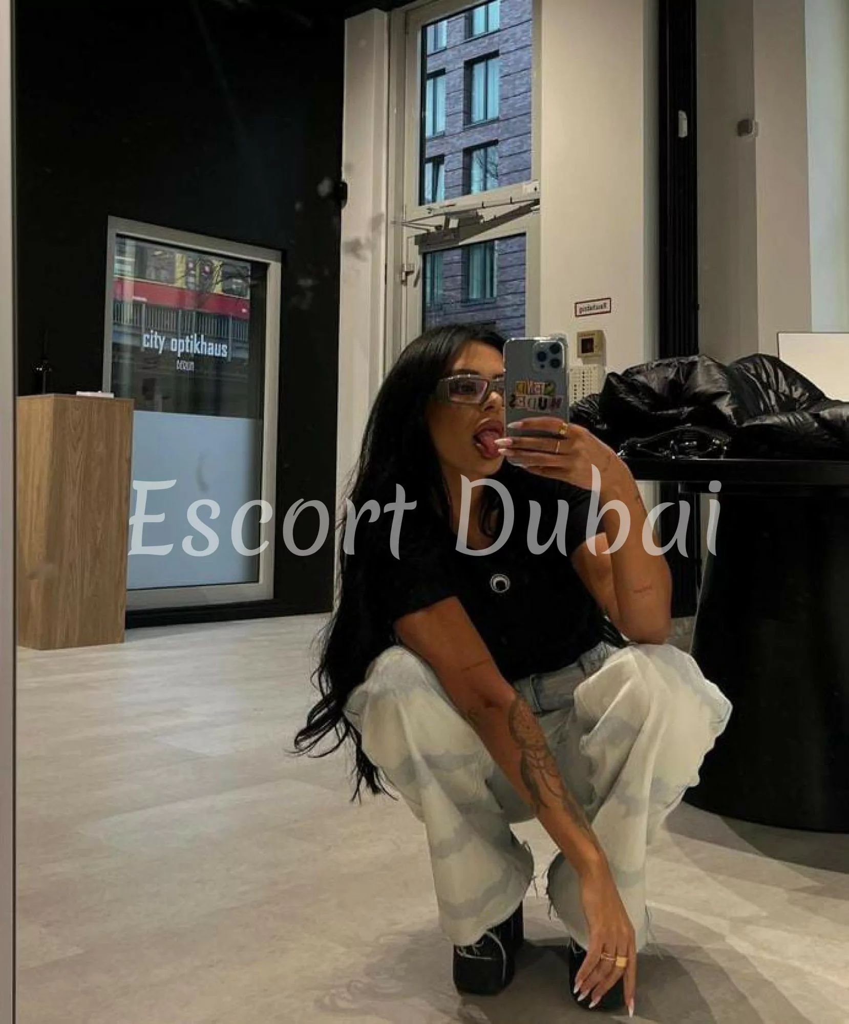 Cher, 35 years, 171 cm