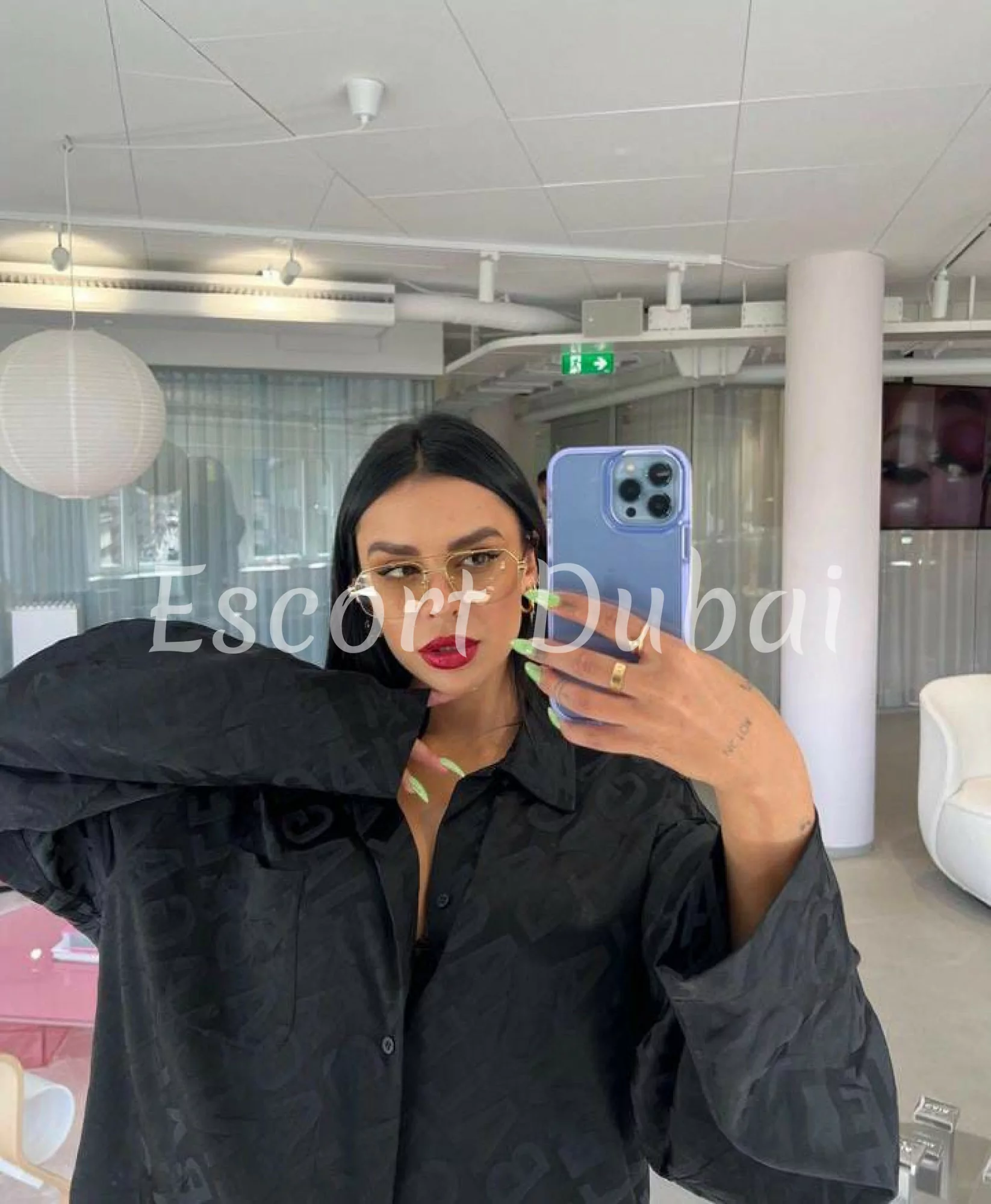 Cher, 35 years, 171 cm