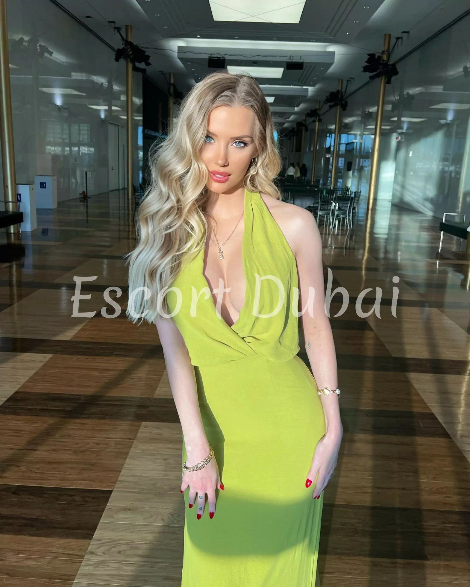 Ernestine, 21 years, 166 cm