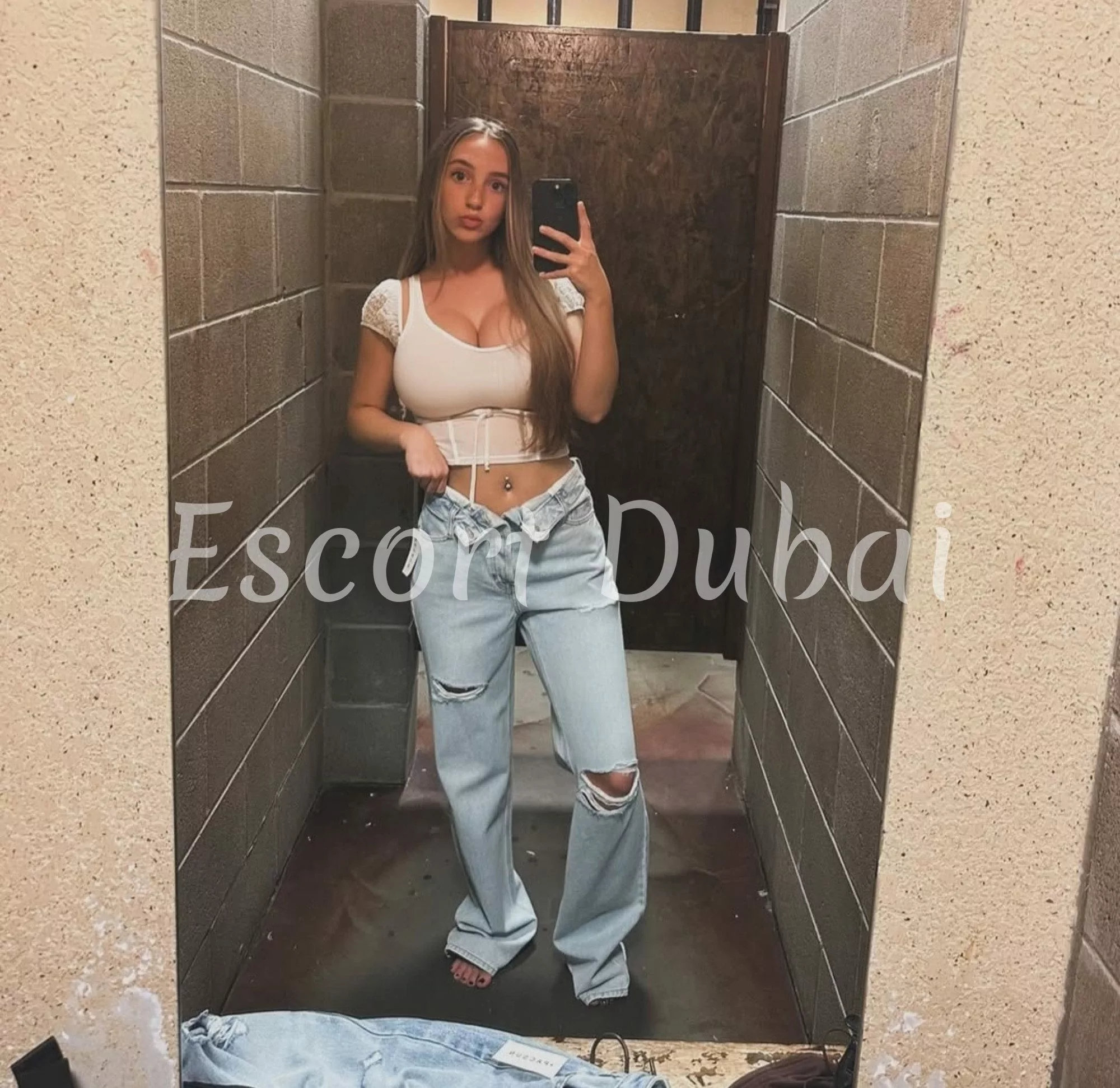 Bess, 26 years, 169 cm