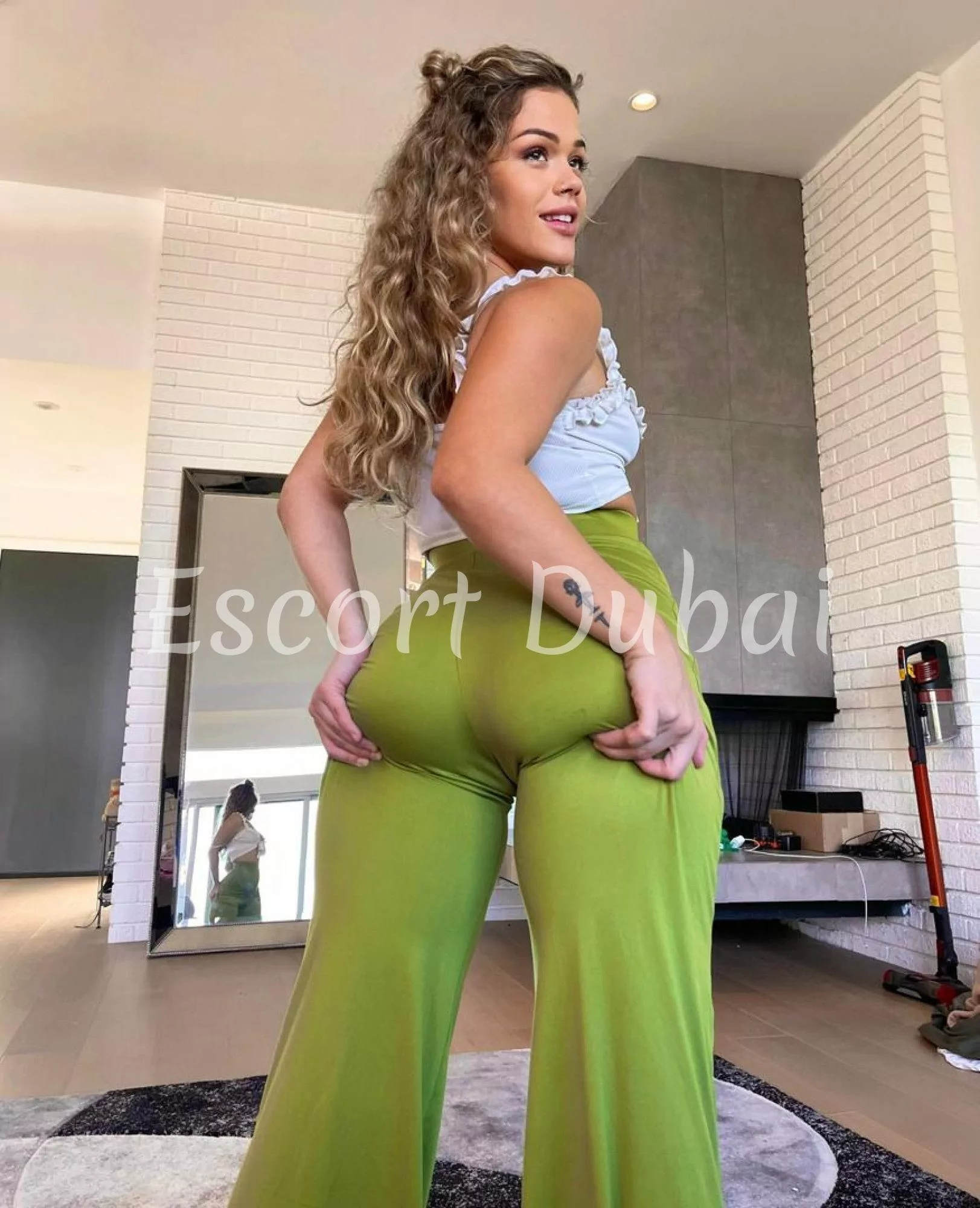Con_profile, 22 years, 170 cm