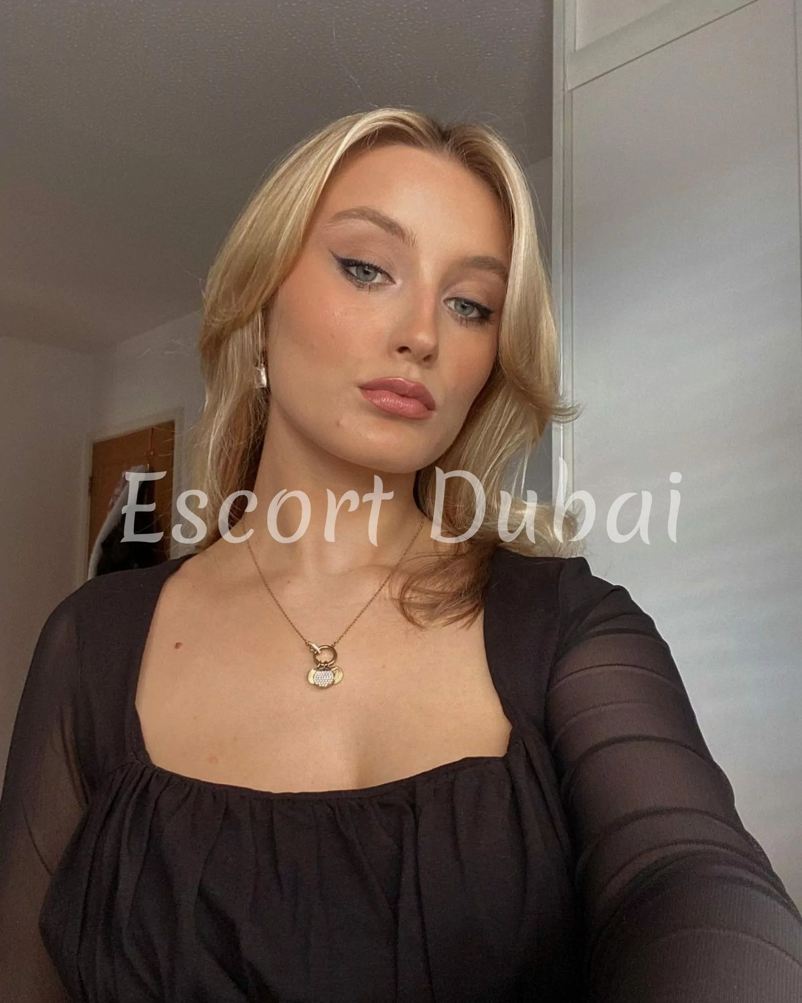 Debora, 35 years, 168 cm