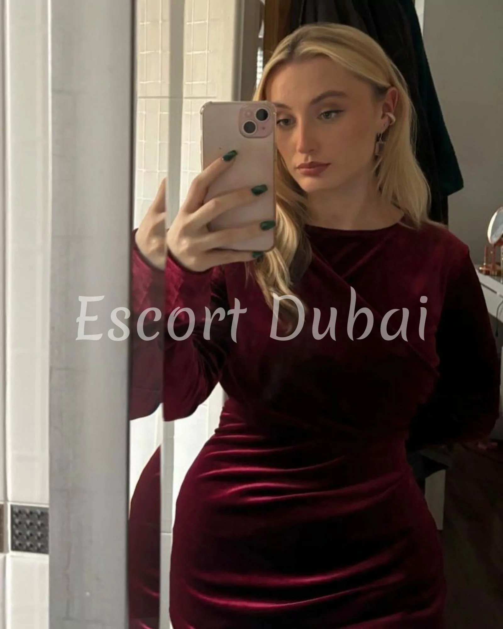Debora, 35 years, 168 cm
