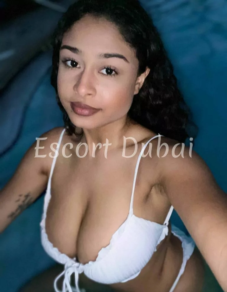 Delia, 22 years, 171 cm