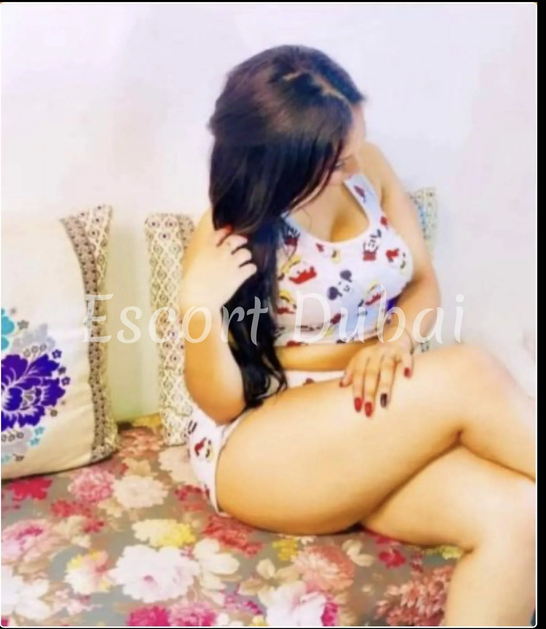 Farah, 24 years, 160 cm