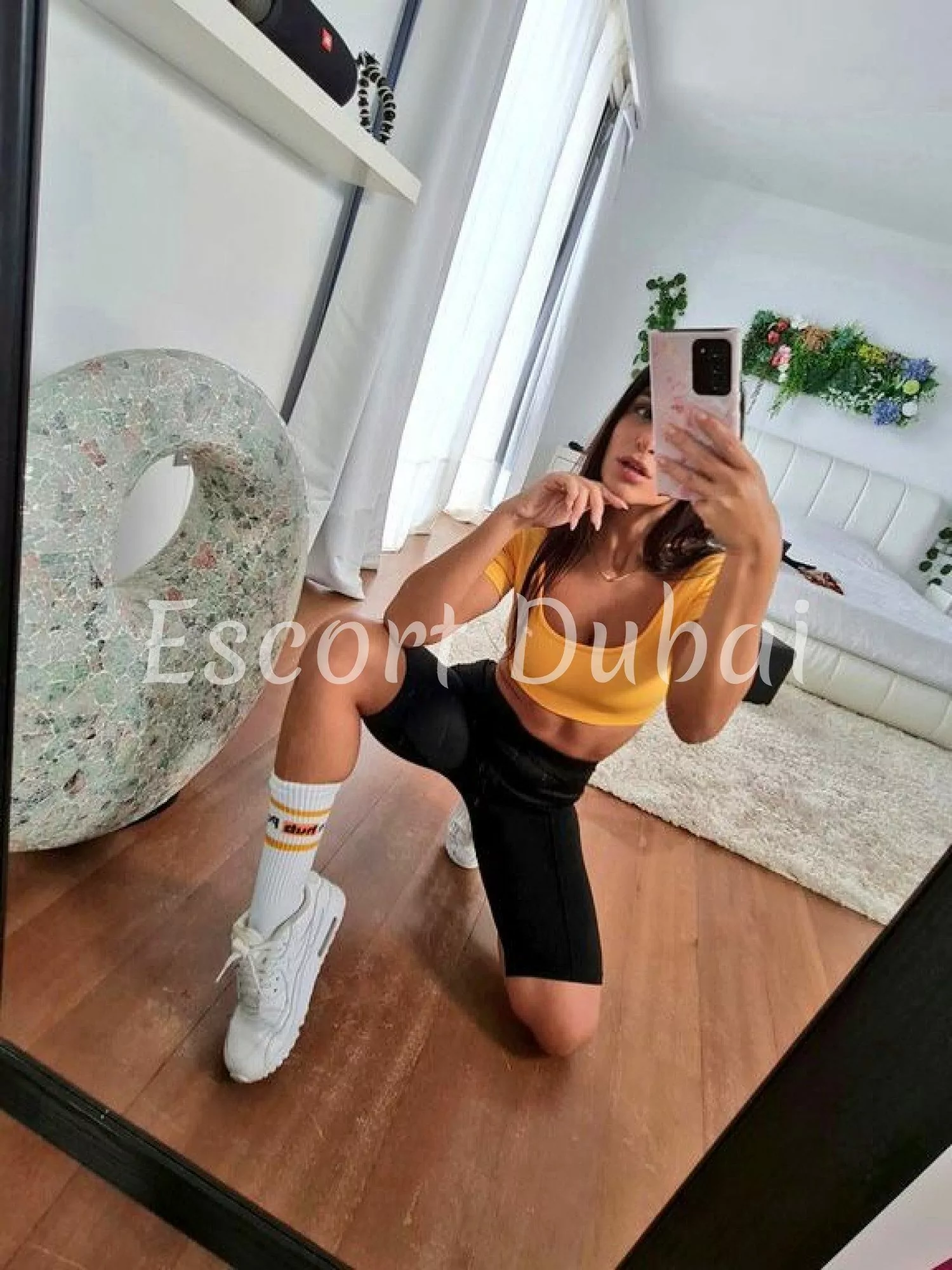 Ines, 22 years, 167 cm