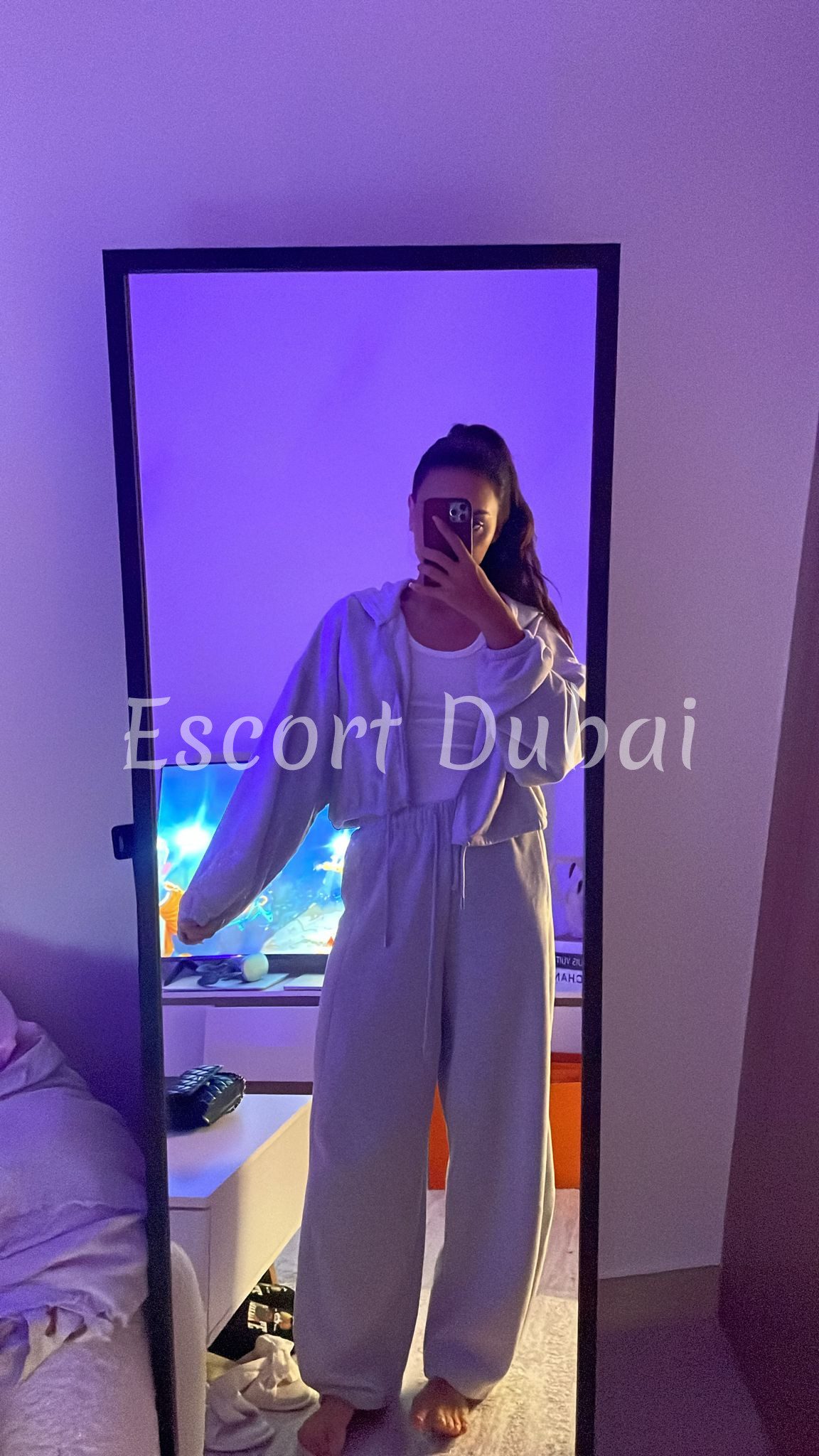 Jess, 21 years, 175 cm, 2 inch
