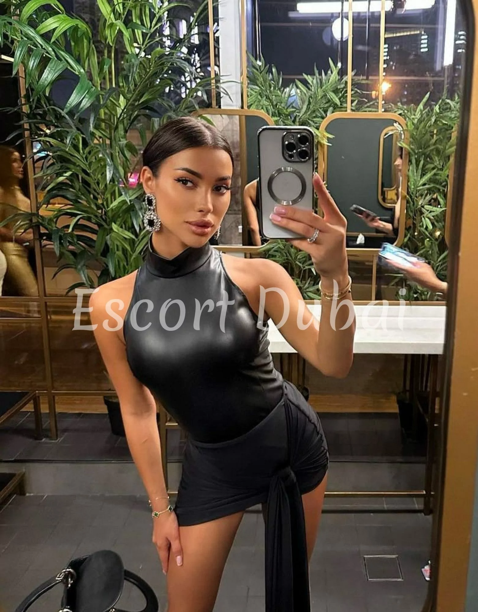 Lara, 22 years, 170 cm
