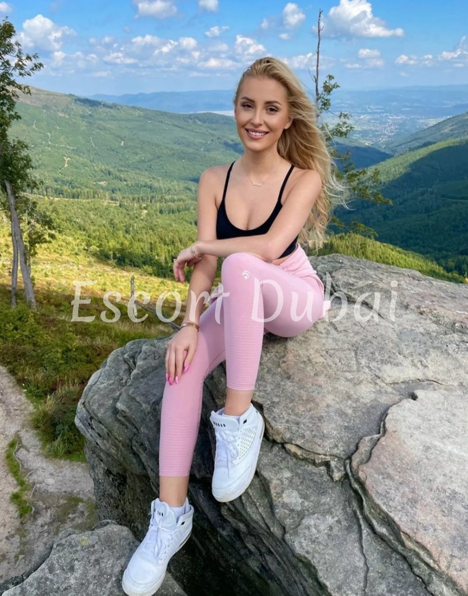 Leilani, 25 years, 169 cm