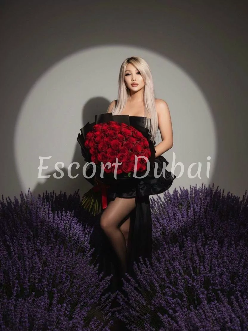 Dilara, 23 years, 165 cm, 2 inch